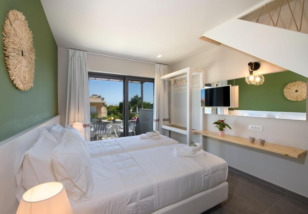 Eleanthi Modern Living Apartment Galatas  Phòng bức ảnh