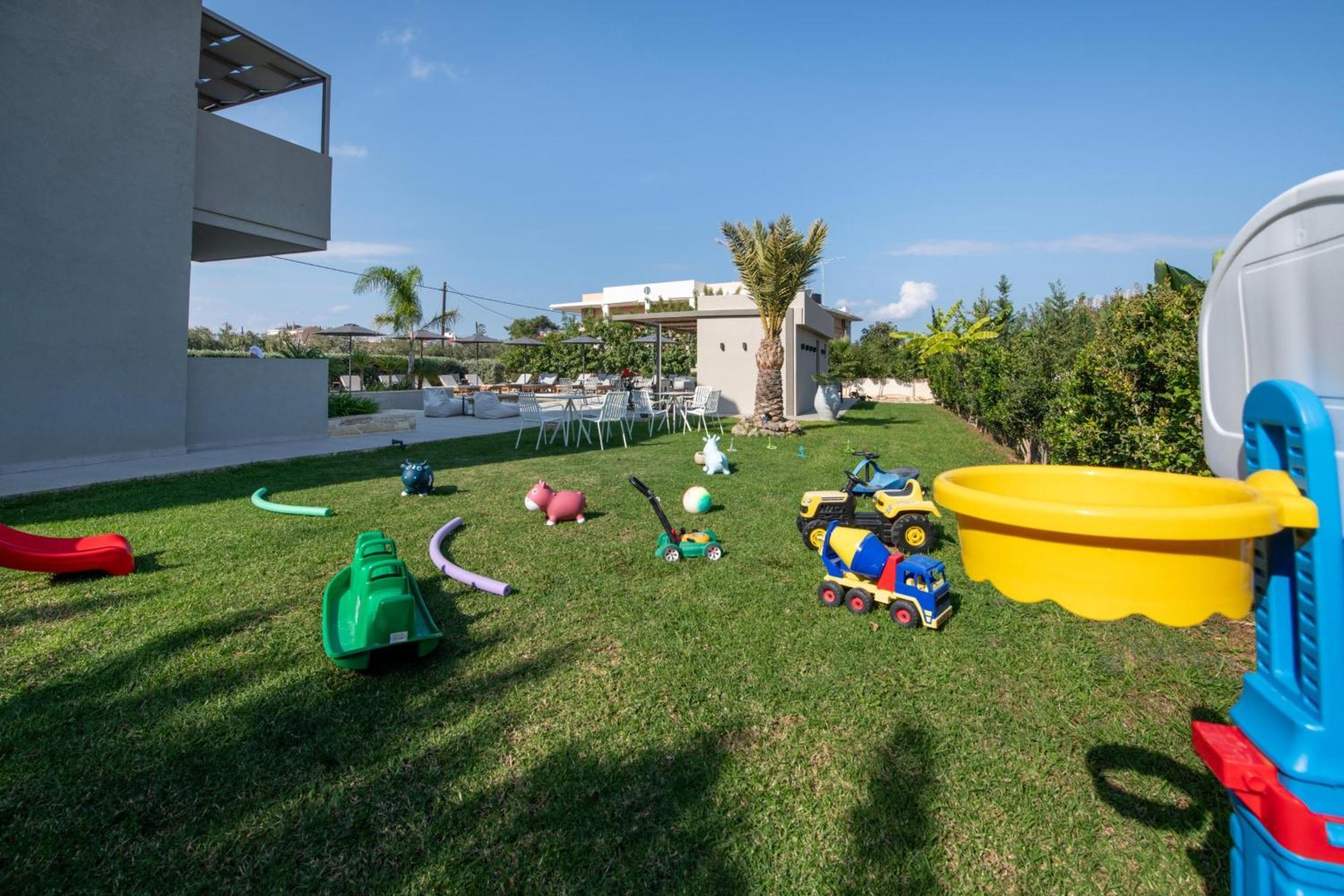 Eleanthi Modern Living Apartment Galatas  Ngoại thất bức ảnh